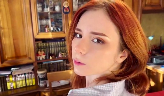 Russian redhead woman fucked young photographer
